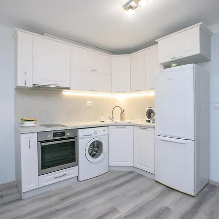 Apartamento The Sun Loves - Right Beside The Park! *
