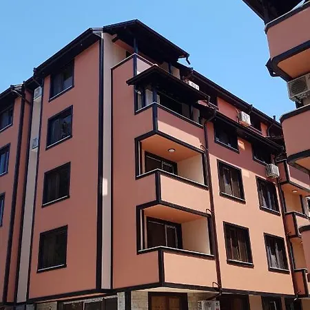 Apartamento The Sun Loves - Right Beside The Park!